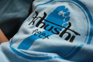 15khushifeetshirtlogo 300